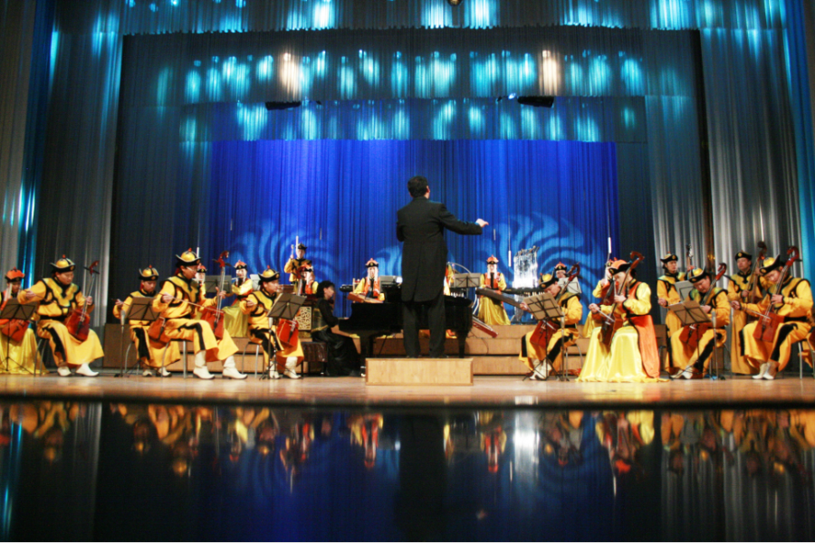 Морин хуурын чуулгын “Торгоны хээ” тоглолт өнөөдөр эгшиглэнэ